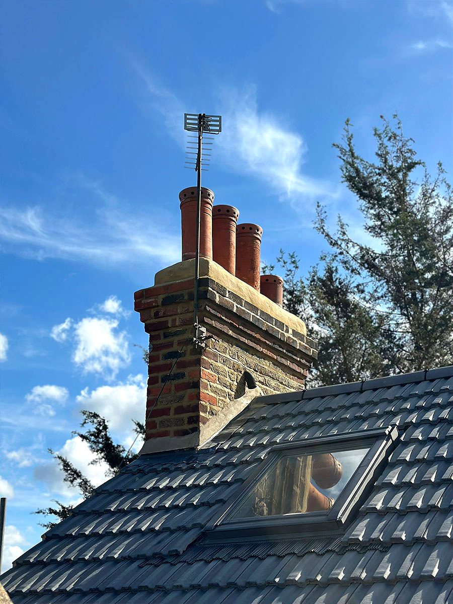 Roofing work in Raynes Park